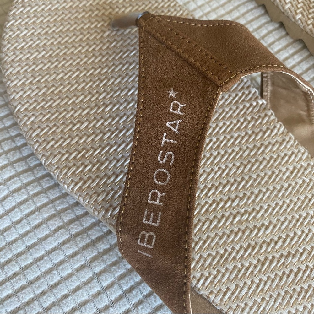 Iberostar Resort Men's Flip-Flops - Picture 2 of 4